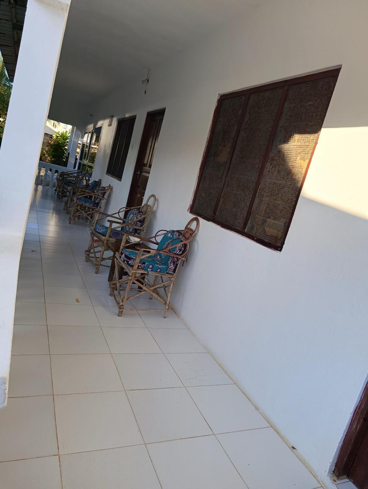Zanzi Beach Hotel 눙귀 외부 사진